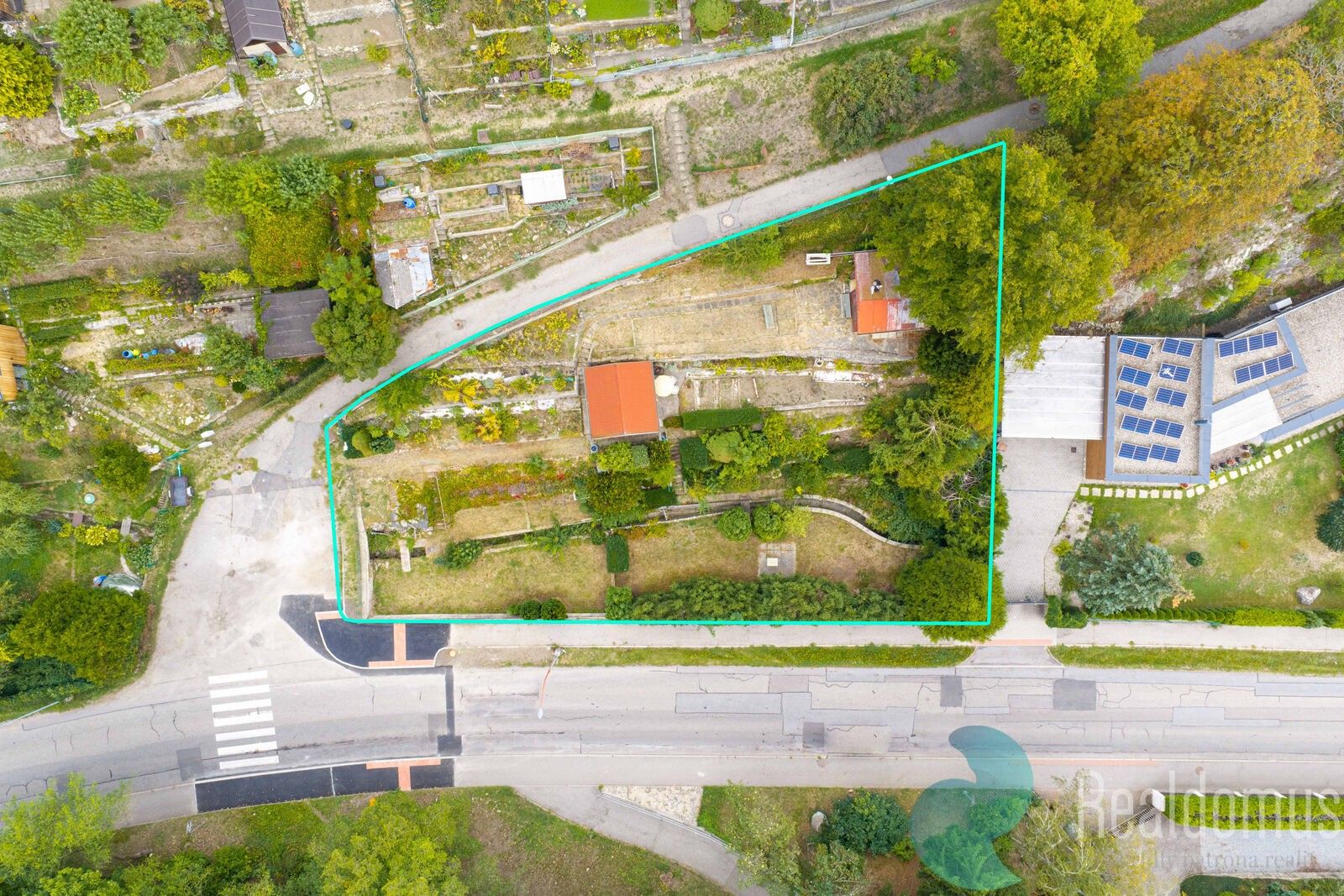 Zahrada, 989 m²