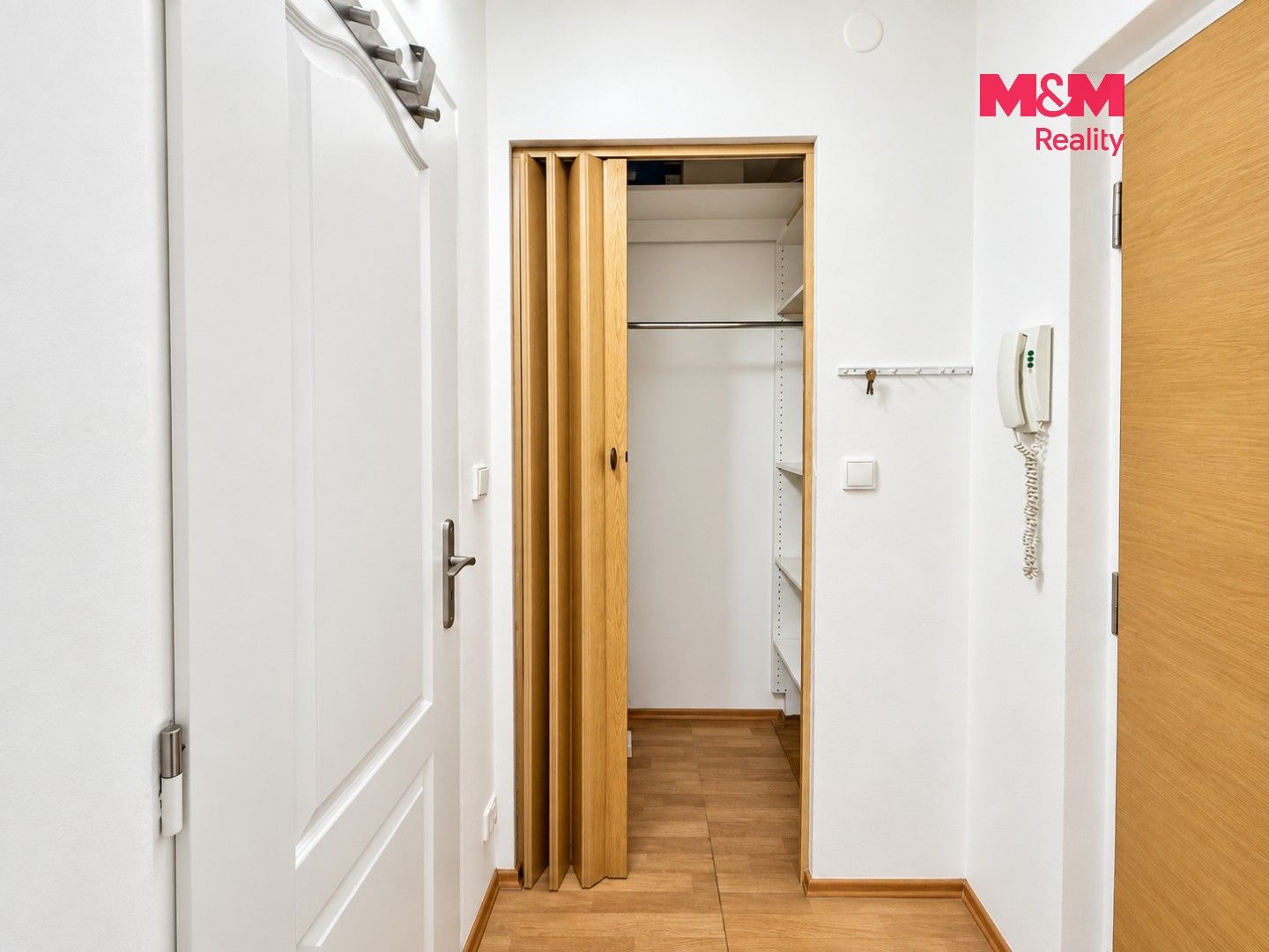 Pronájem byt 1+kk - Severní, Hradec Králové, 27 m² - 5