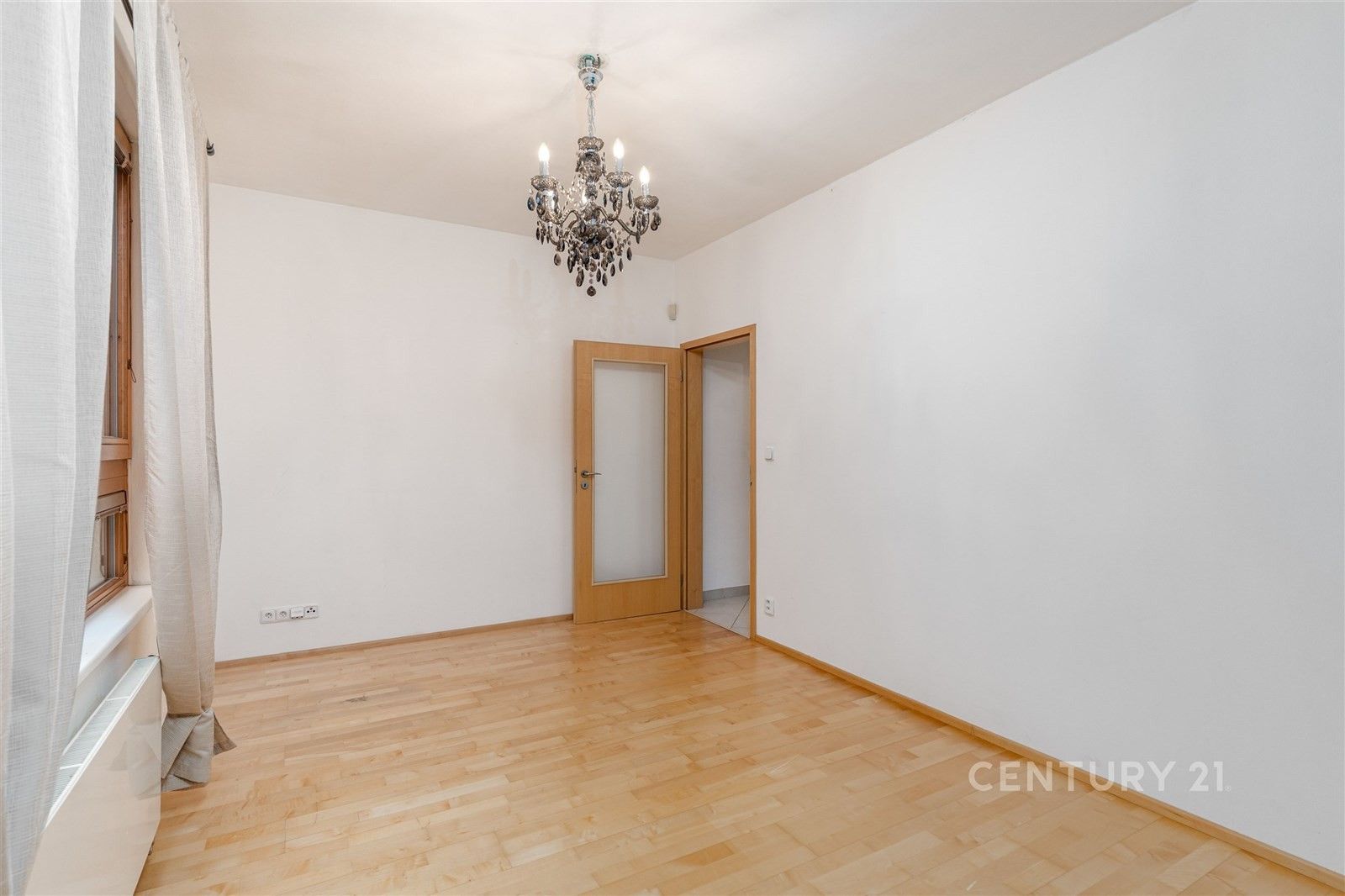 Prodej byt 2+kk - Mattioliho 3274, Praha Záběhlice, 65 m² - 5