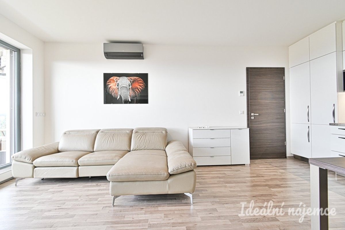 Byt 2+kk · 60 m² · Menšíkova, Brno - 3