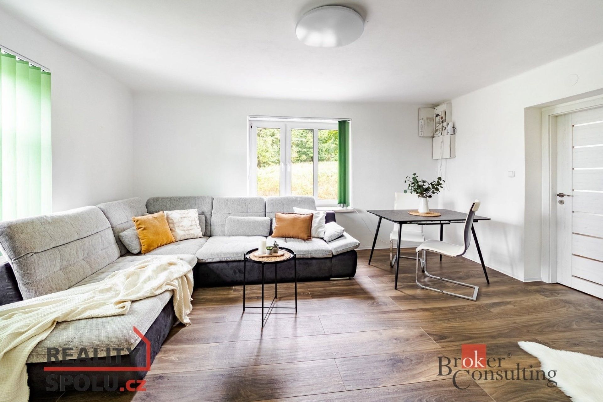 Prodej rodinný dům - České Žleby, Stožec, 283 m²