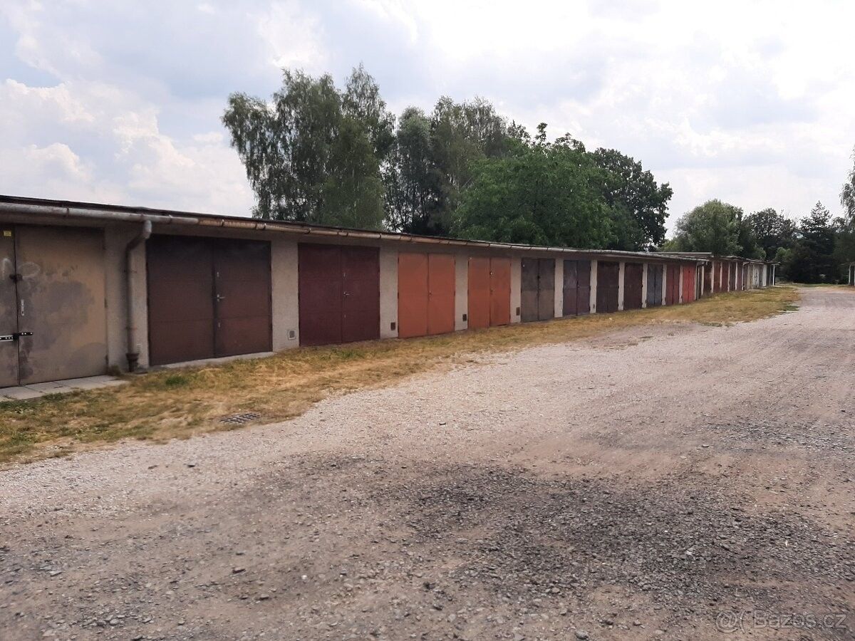 Pronájem garáž - Příbor, 742 58