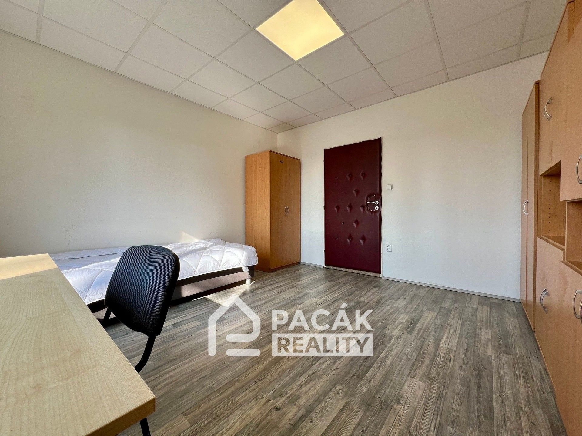 Pronájem byt 1+kk - Tovární, Olomouc, 13 m²