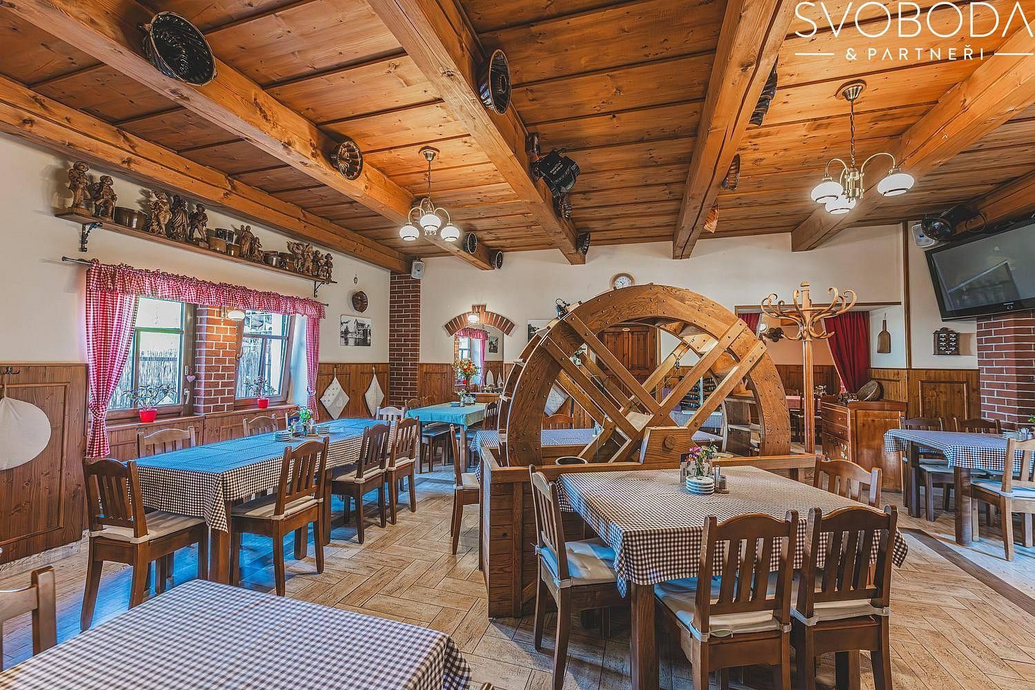 Ubytovací zařízení, Hradec Králové - Malšovice, Královéhradecký kraj, 915 m² - 2