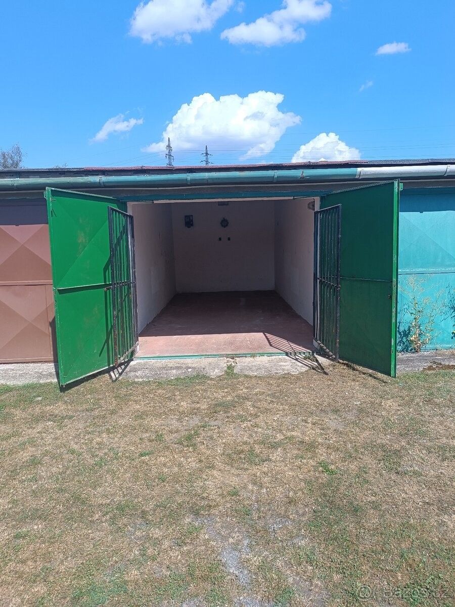 Garáže, Valašské Meziříčí, 757 01, 22 m²
