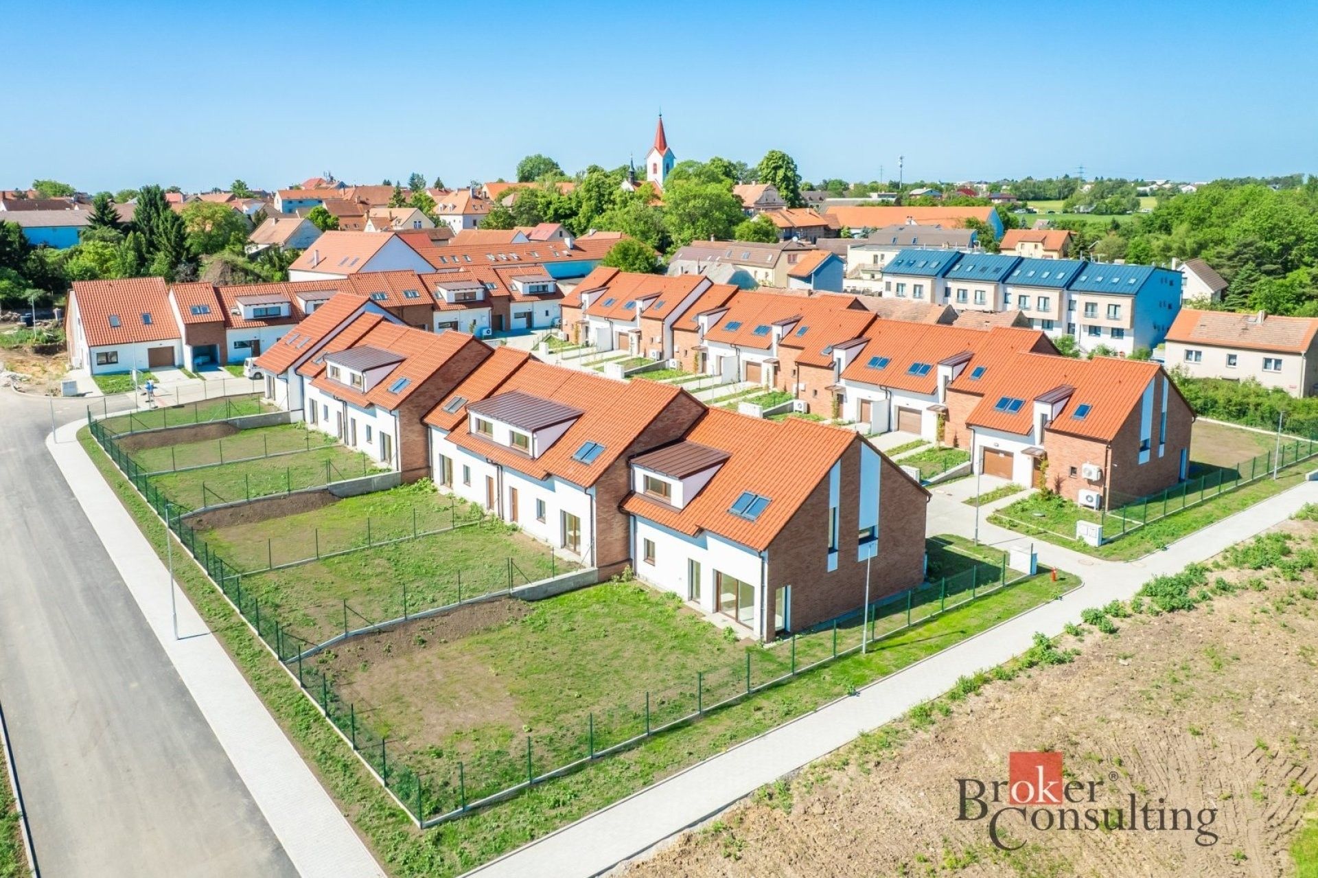 Rodinné domy, Ořech, 159 m² - 1