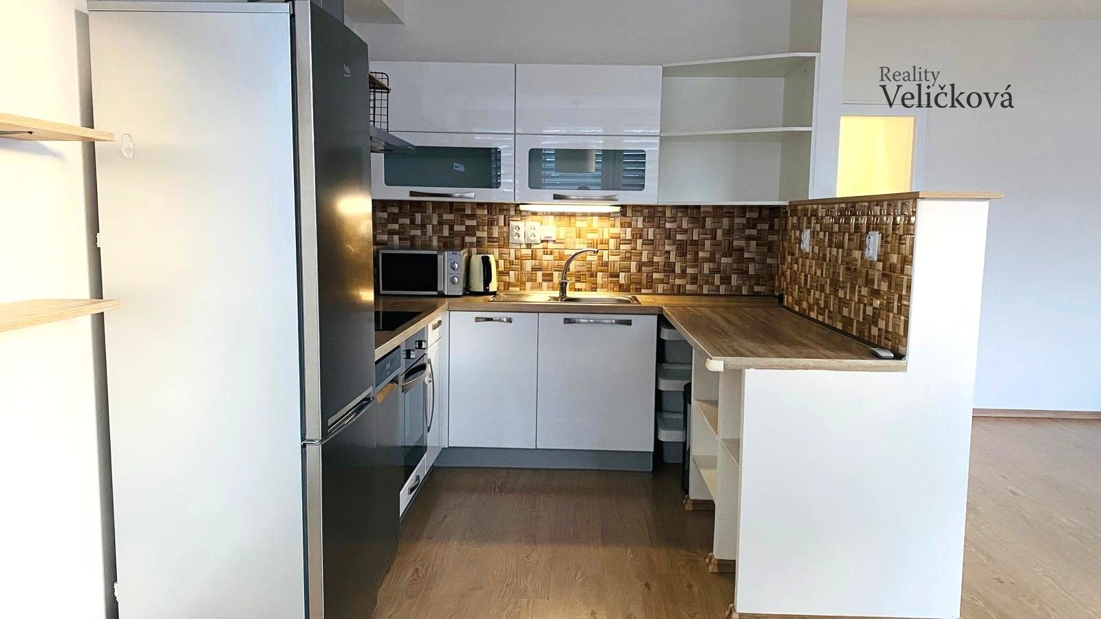 2+kk, K Meteoru, Hradec Králové, 53 m²