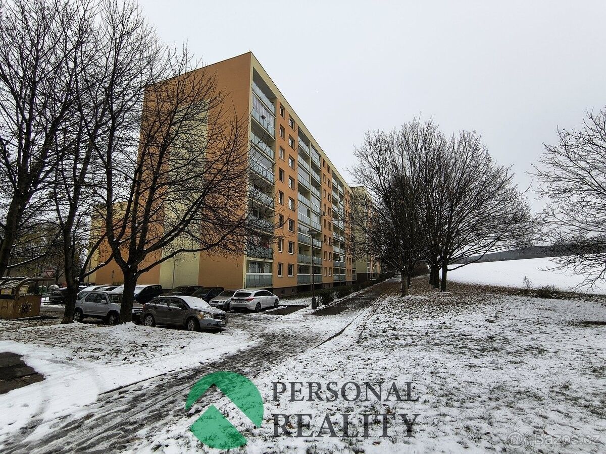 Byty, Kolín, 280 02