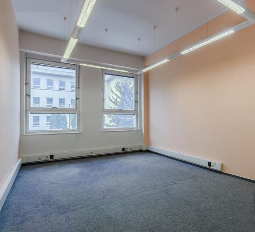 Kancelář · 150 m² · Praha 10 - 3