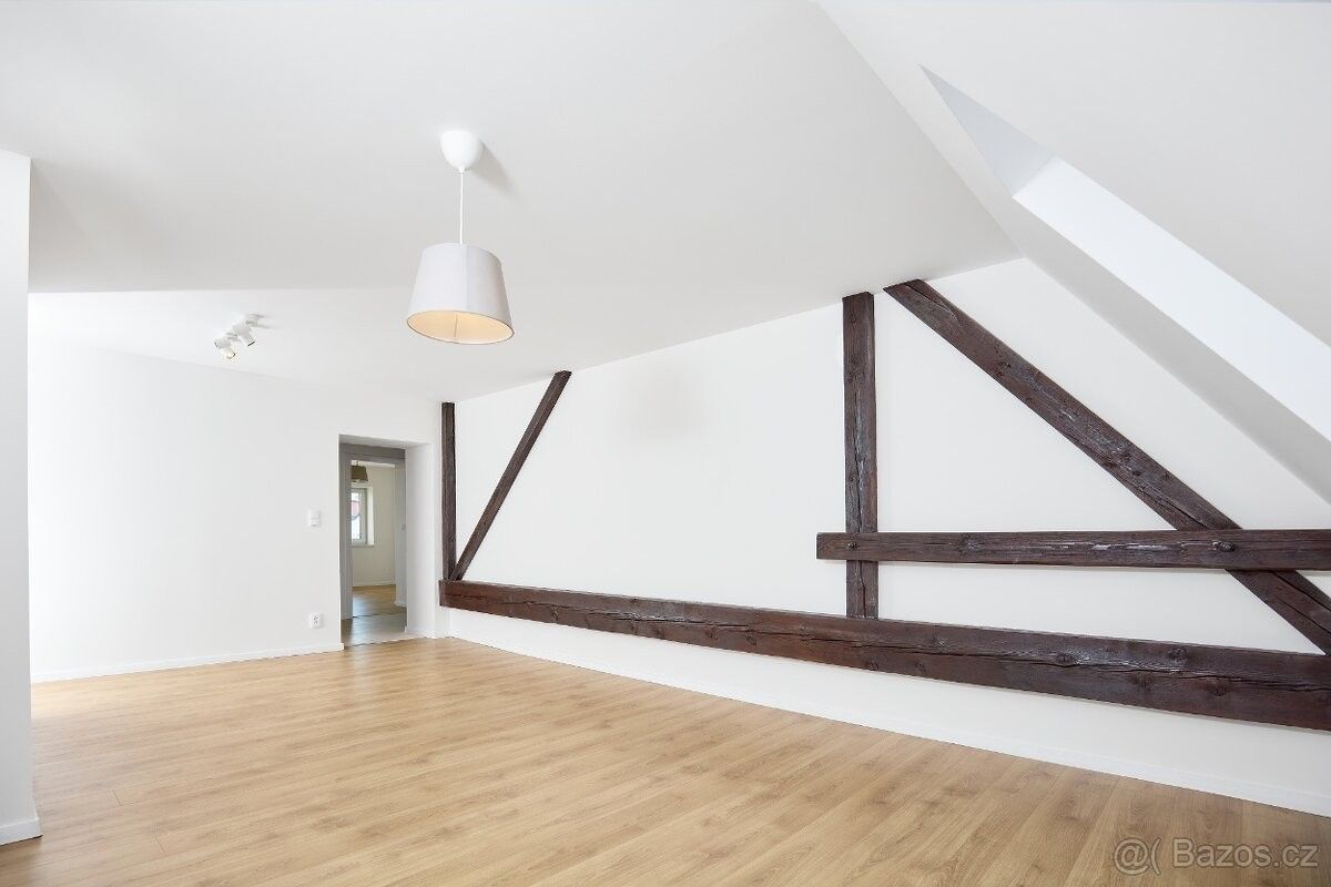 Byty, Český Těšín, 737 01