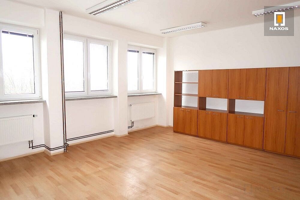 Kancelář · 600 m² · Petřvald, okres Karviná - 4