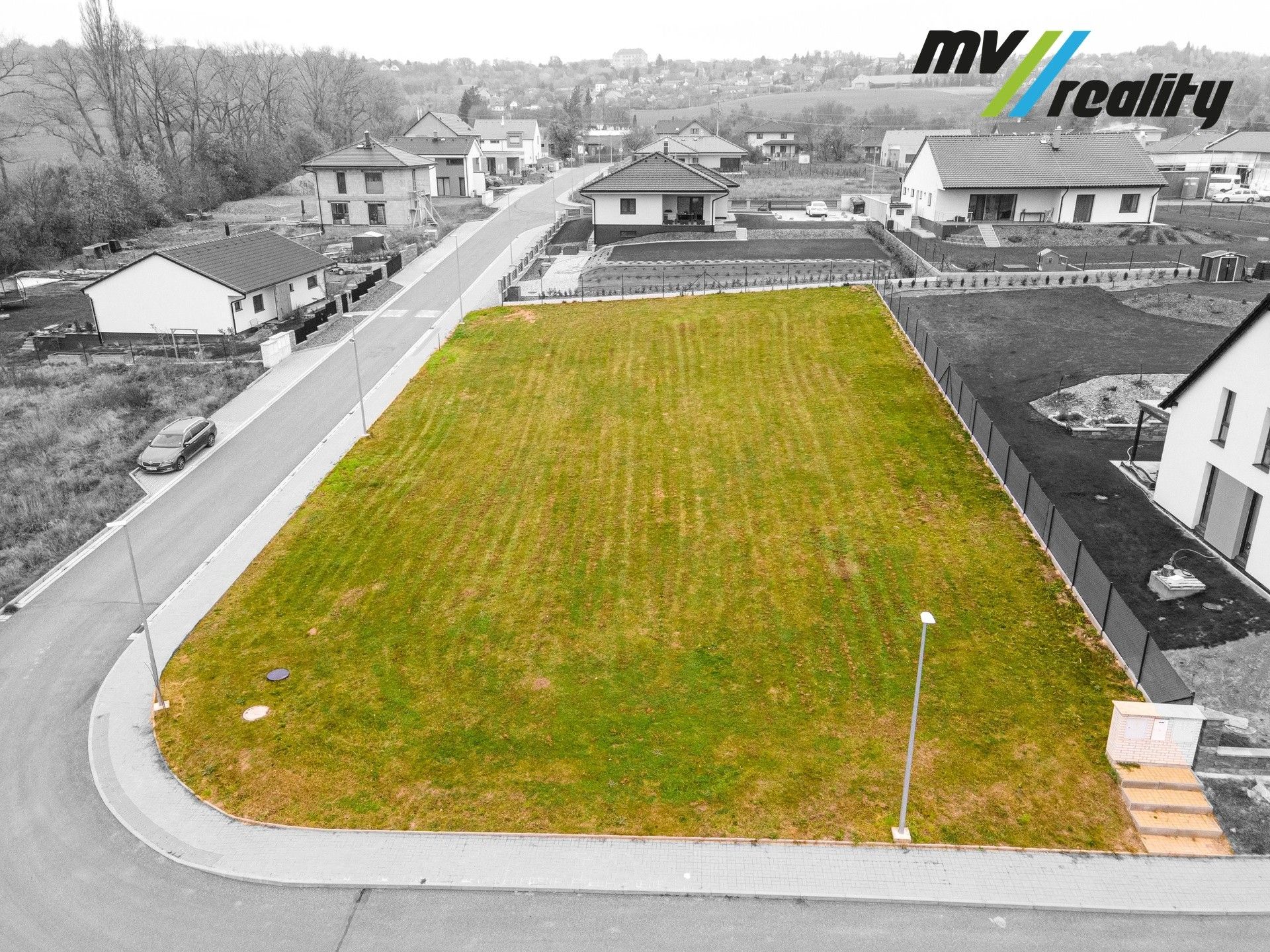 Prodej pozemek pro bydlení - U Vrbiček, Dobrovice, 1 282 m²