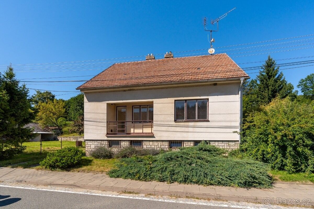 Prodej rodinný dům - Velká nad Veličkou, 696 74 - 1
