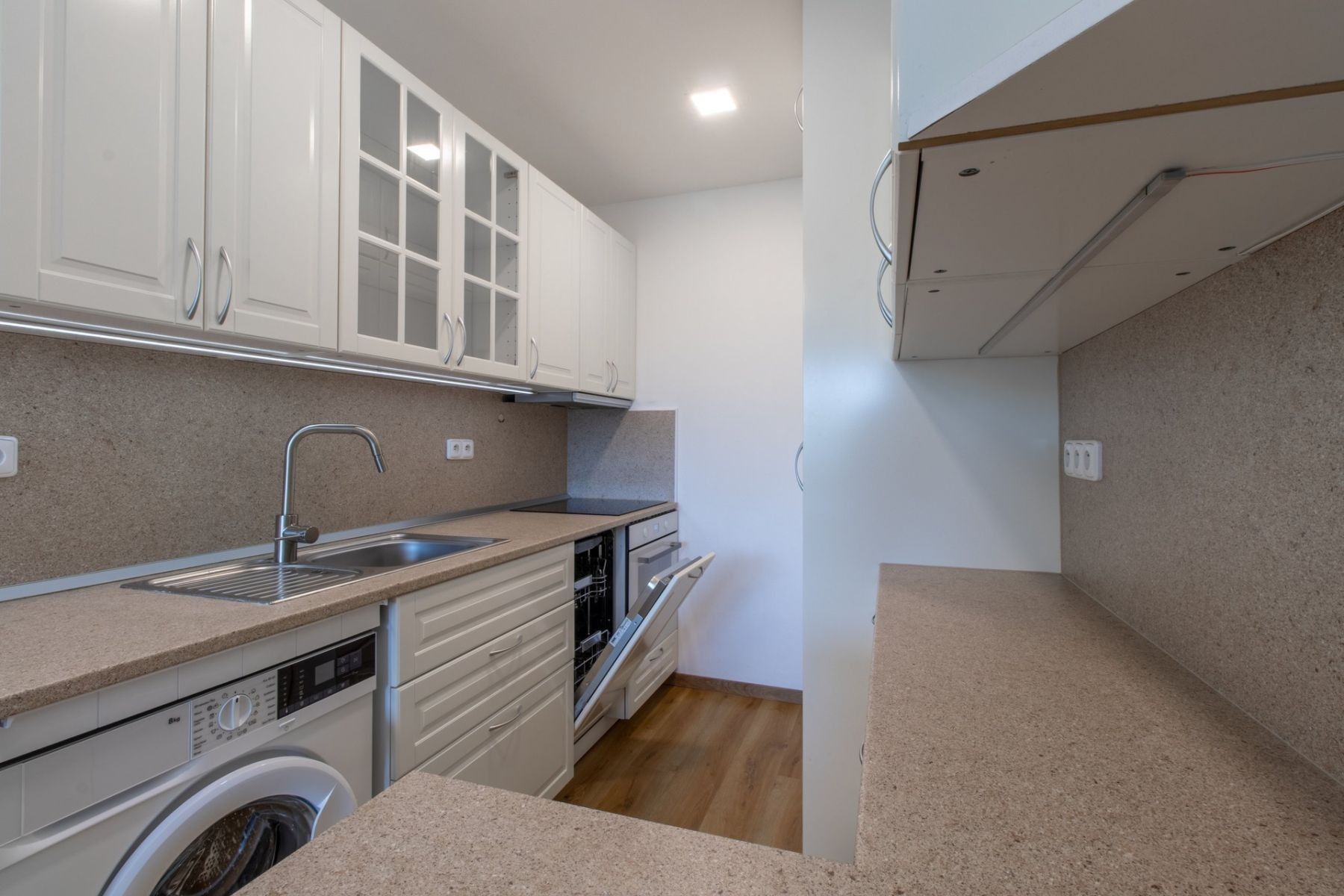 2+kk, Kurčatovova, Praha - Petrovice, 50 m² - 1