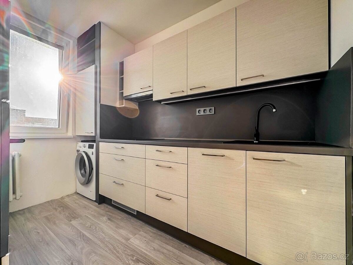 Pronájem byt - Zlín, 760 05