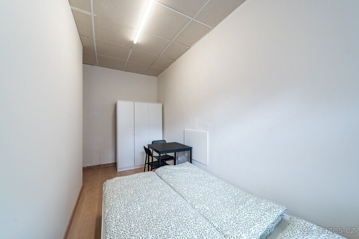 Pronájem byt - Praha, 130 00
