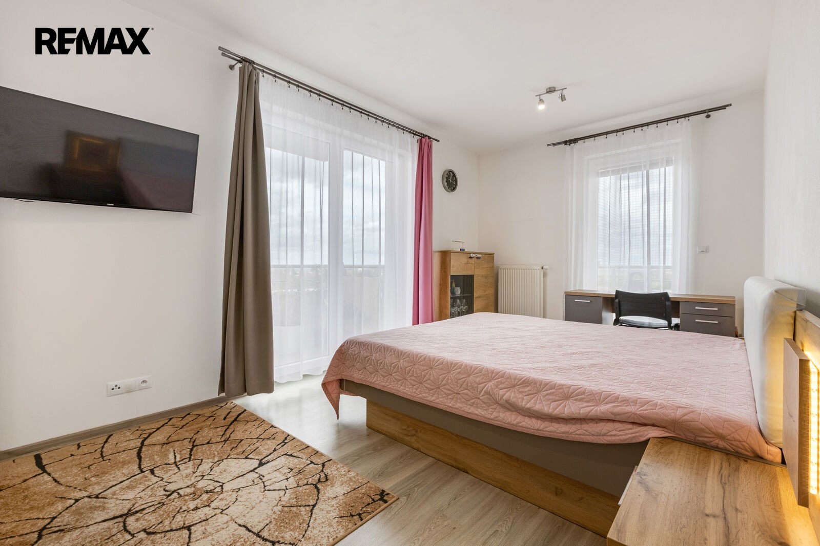 Prodej byt 3+kk - Hlučkova 869, Praha Letňany, 81 m² - 5