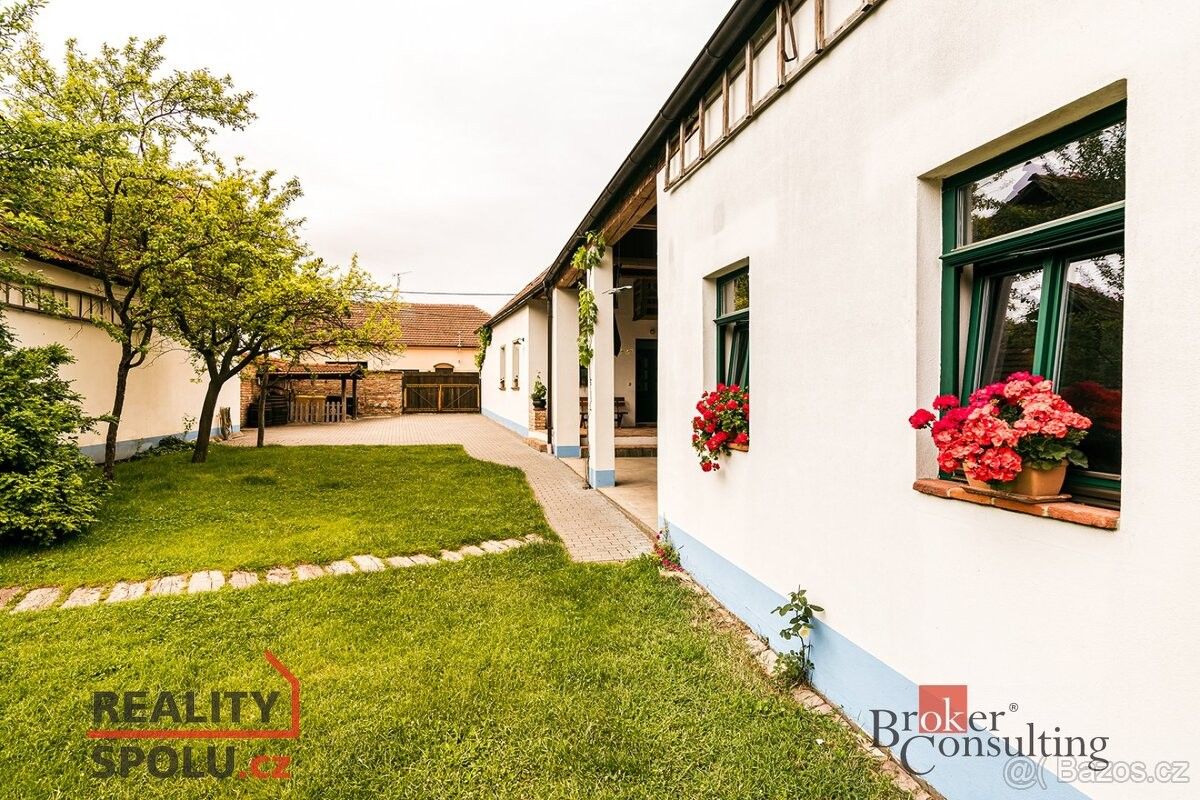 Ostatní, Perná, 691 86, 403 m²