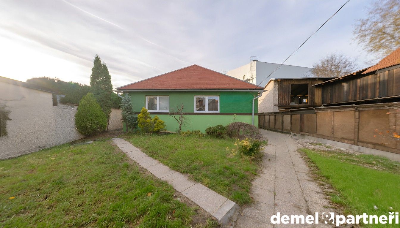 Prodej rodinný dům - Žižkova, Dašice, 95 m²