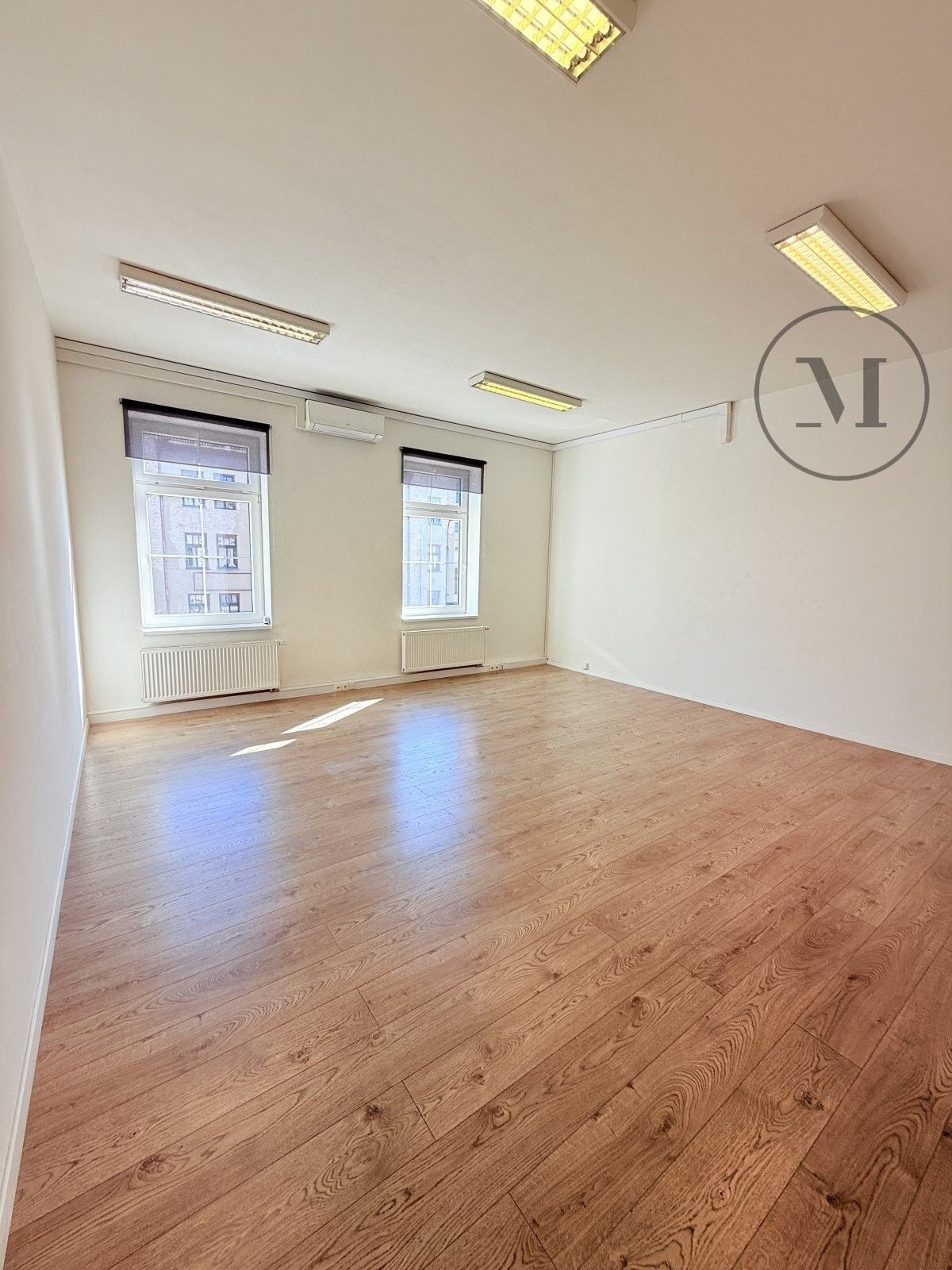 Pronájem kancelář - Nádražní, České Budějovice, 180 m²