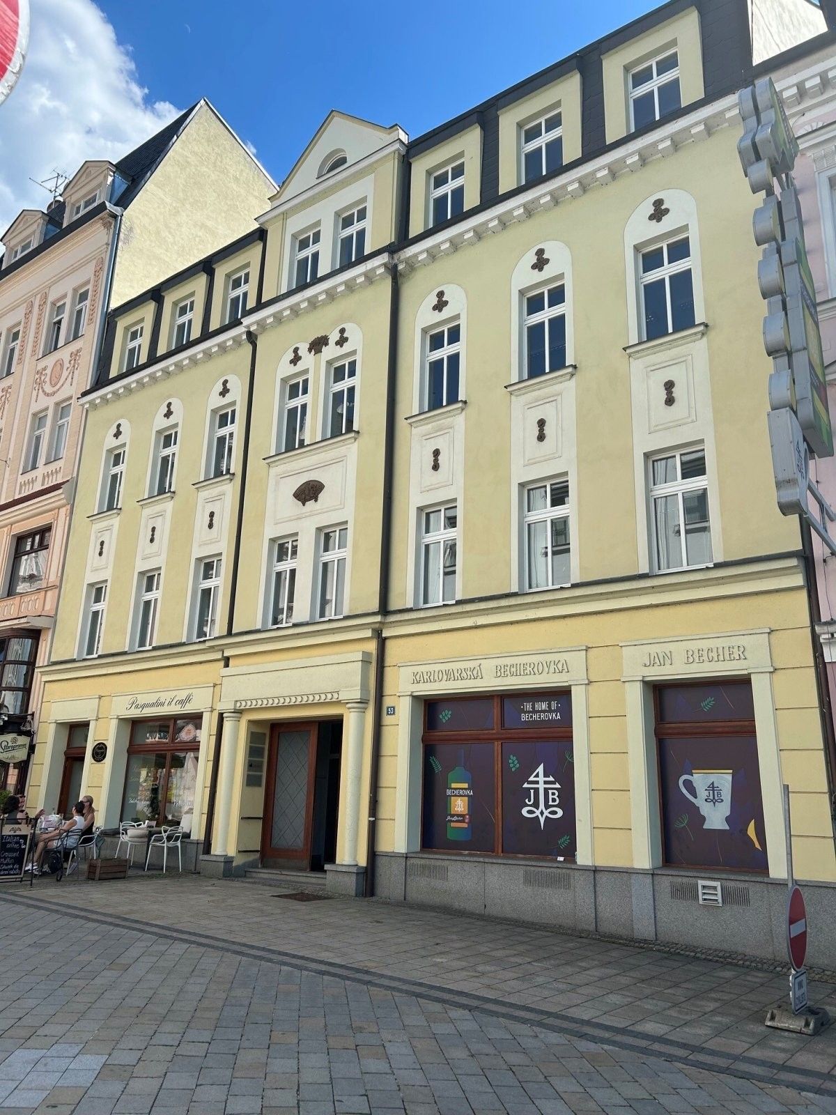 Kanceláře, T. G. Masaryka 883, Karlovy Vary, 174 m²
