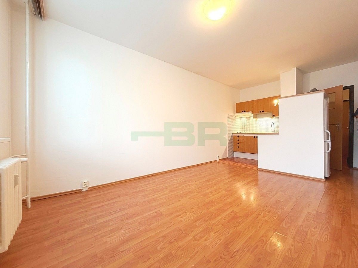 1+kk, Schulhoffova, Praha 4 - Háje, 29 m² - 1