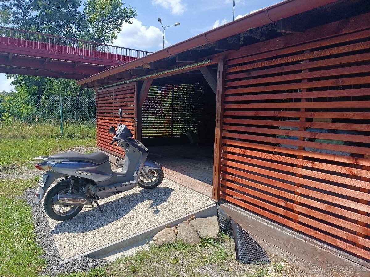 Pronájem garáž - Frýdek-Místek, 738 01