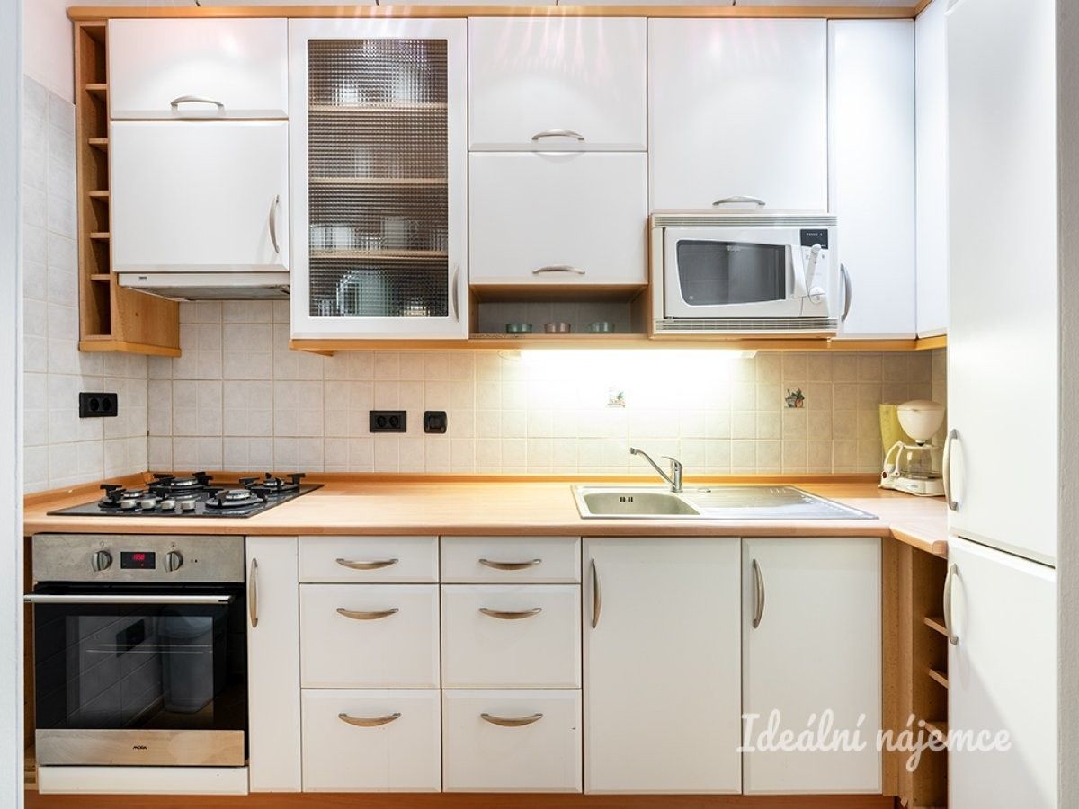 Pronájem byt 2+1 - Týnská ulička, Praha, 71 m²