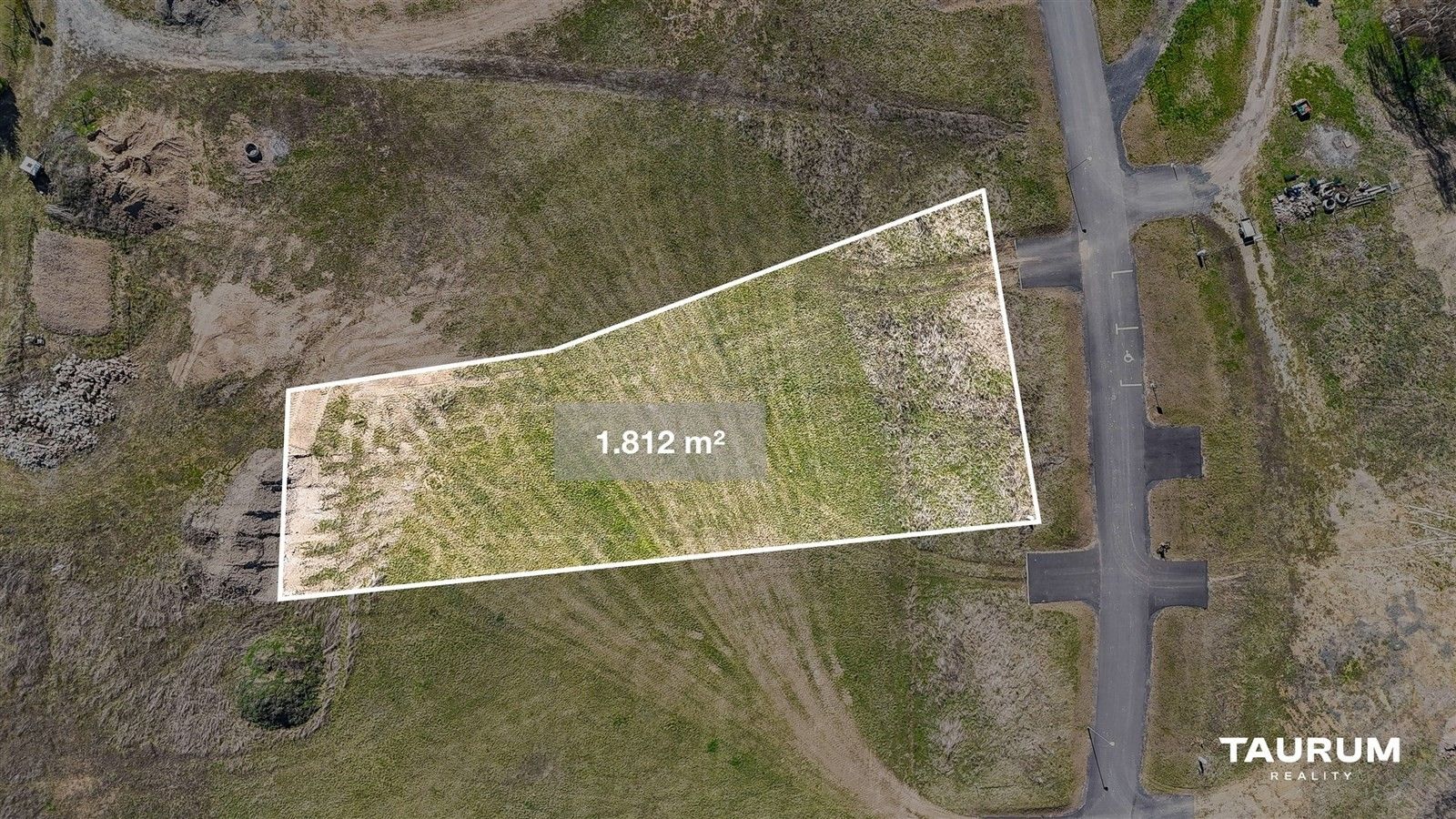 Pozemek pro bydlení, 1 812 m²