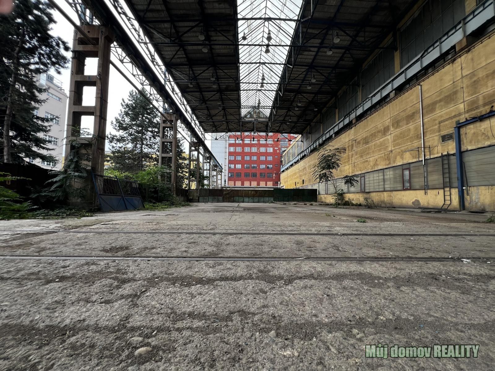Komerční pozemek · 1 900 m² · Lisabonská, Praha - 4
