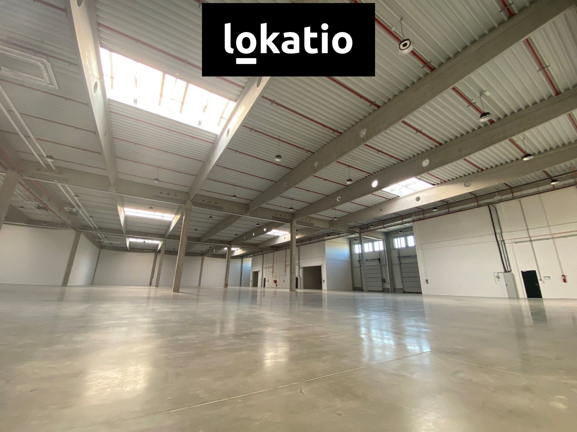 Pronájem výrobní prostory - Mikulov, 1 800 m²