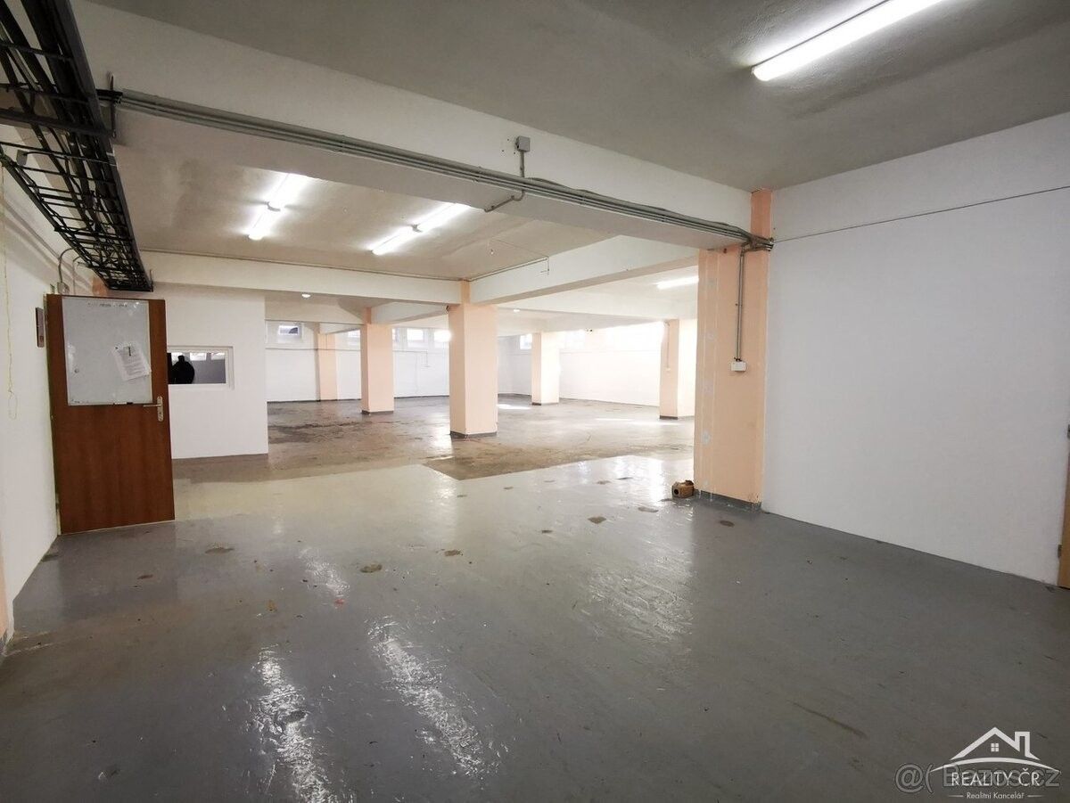 Sklady, Jihlava, 586 01 - 2