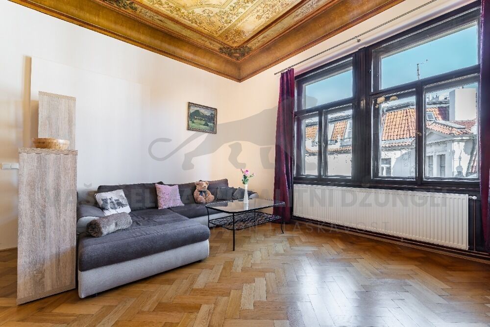 Pronájem byt 3+1 - Staroměstské náměstí, Praha Staré Město, 108 m² - 5