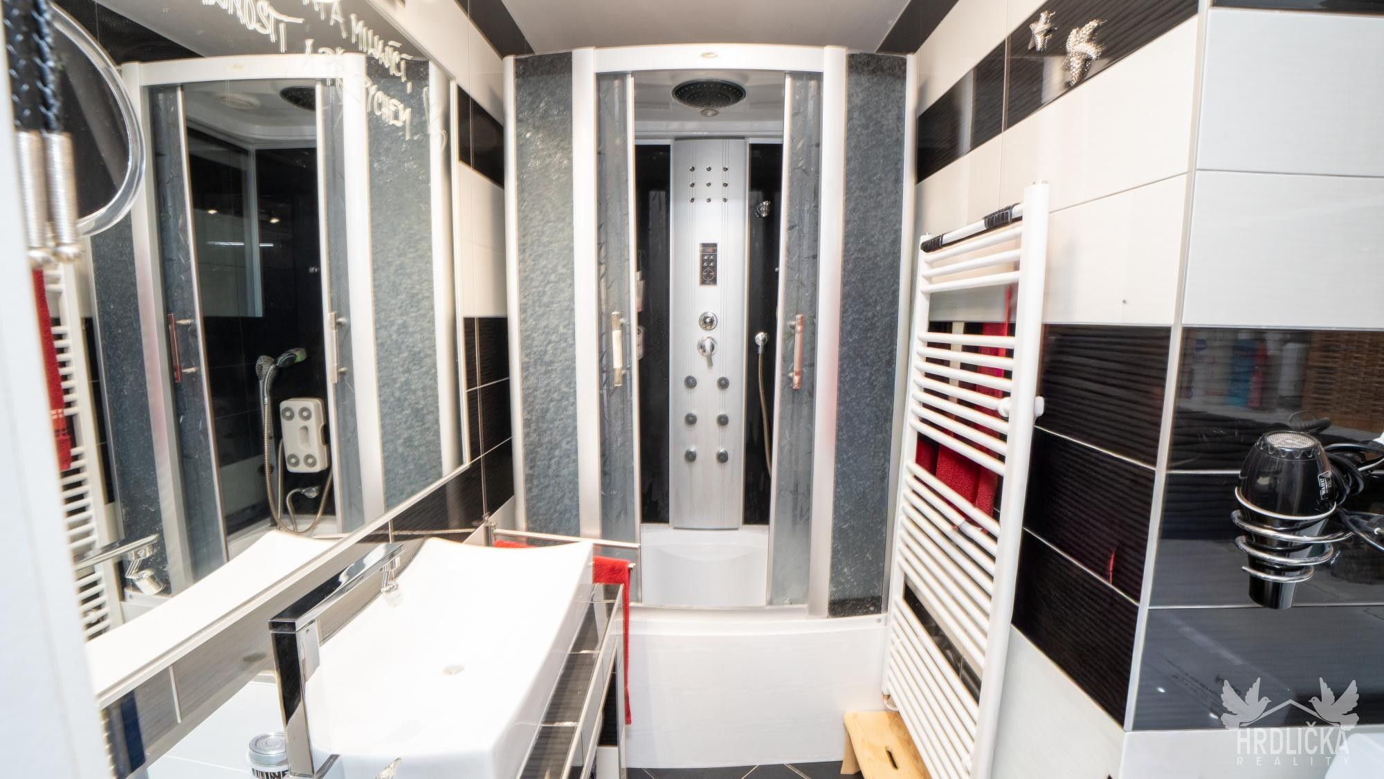 Byt 4+1 · 83 m² · Strakonice Přední Ptákovice - 3