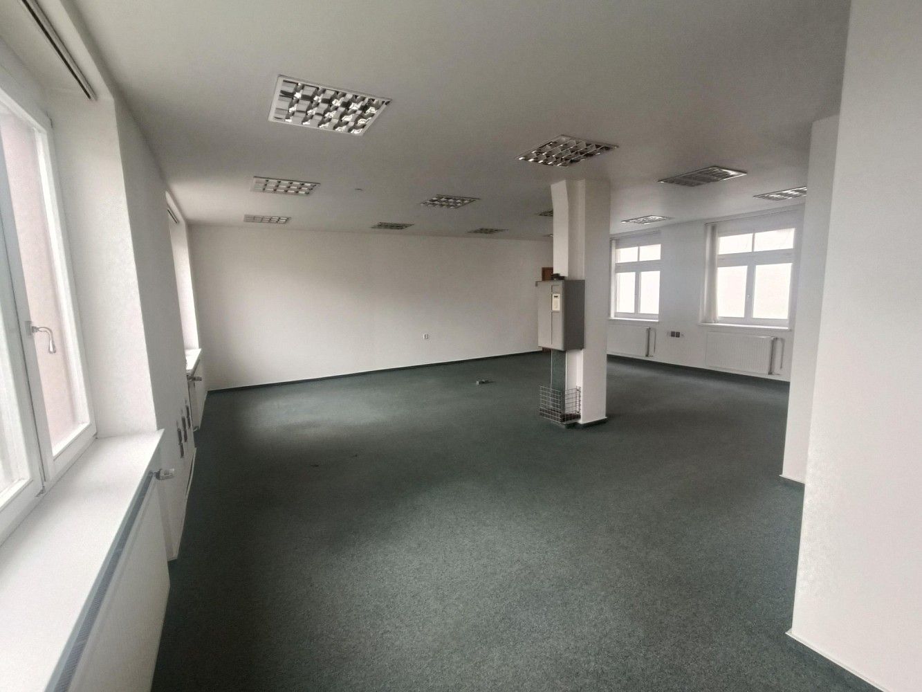 Pronájem kancelář - Strakonice, Jihočeský kraj, 56 m² - 2