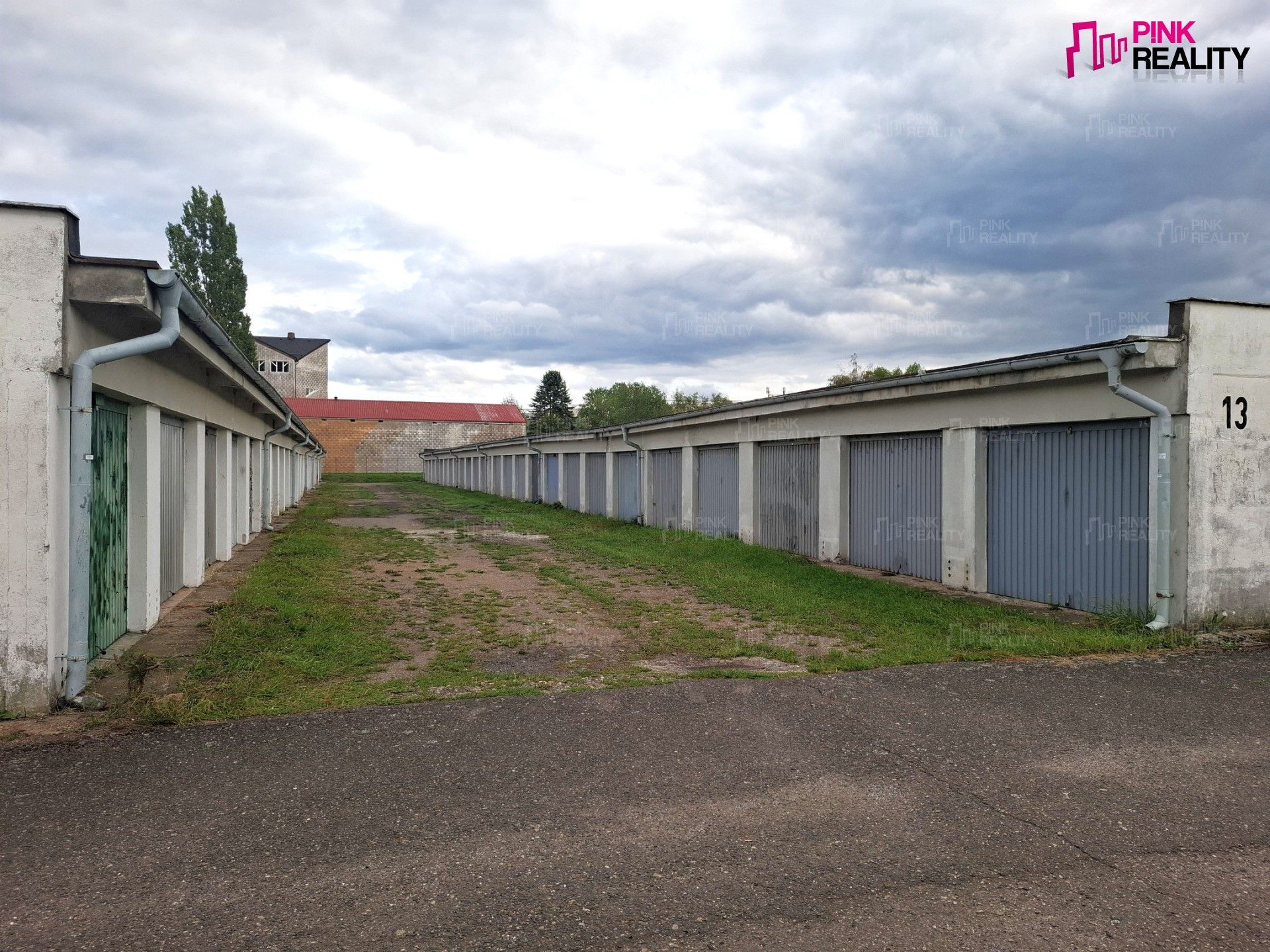 Garáž, 16 m²