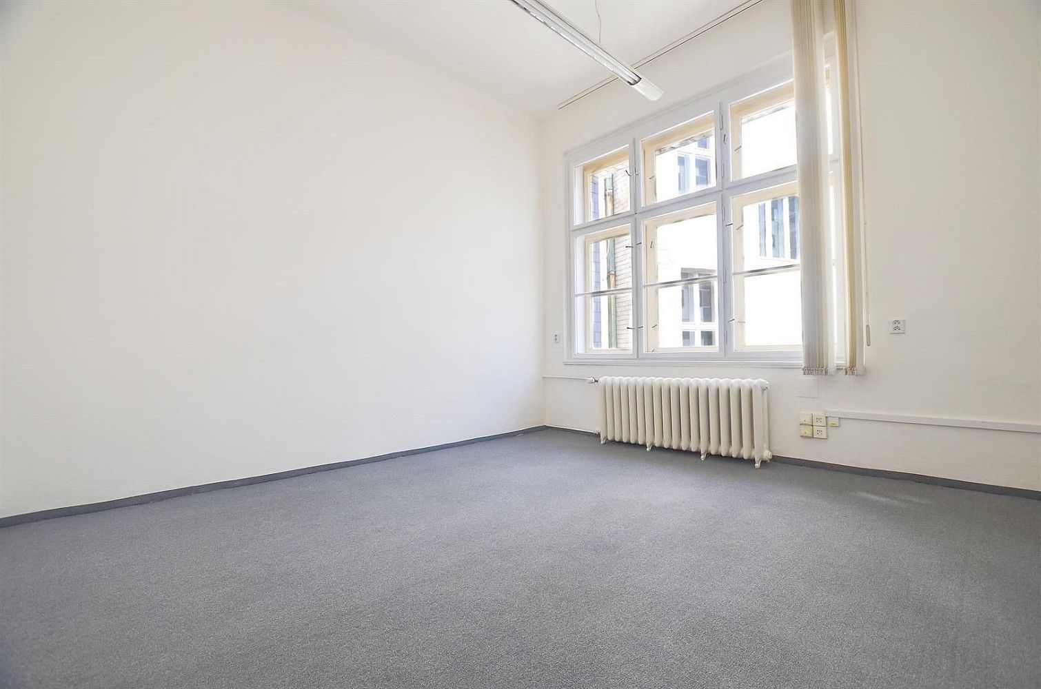 Pronájem kancelář - Praha - Nové Město, okres Praha 1, Hlavní město Praha, 12 m² - 2