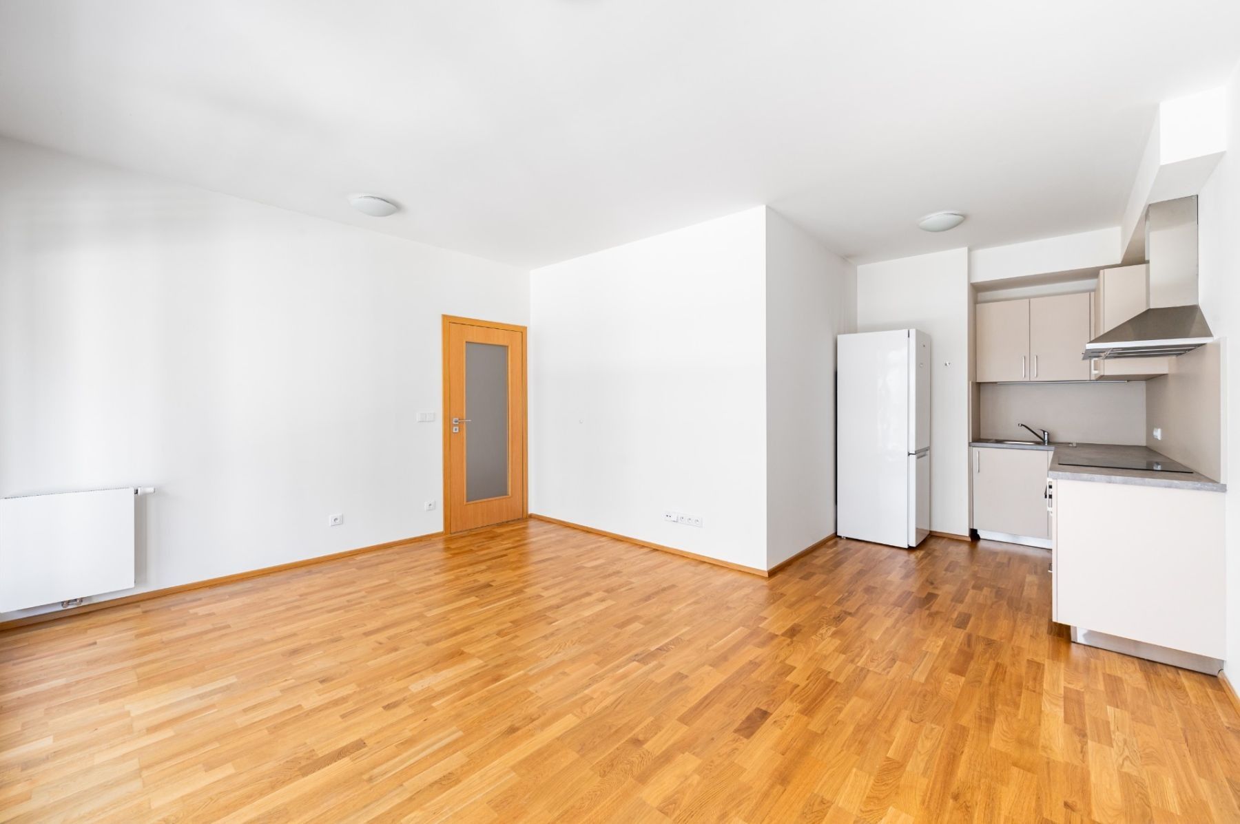 2+kk, U Mlýnského kanálu, Praha - Karlín, 58 m² - 2