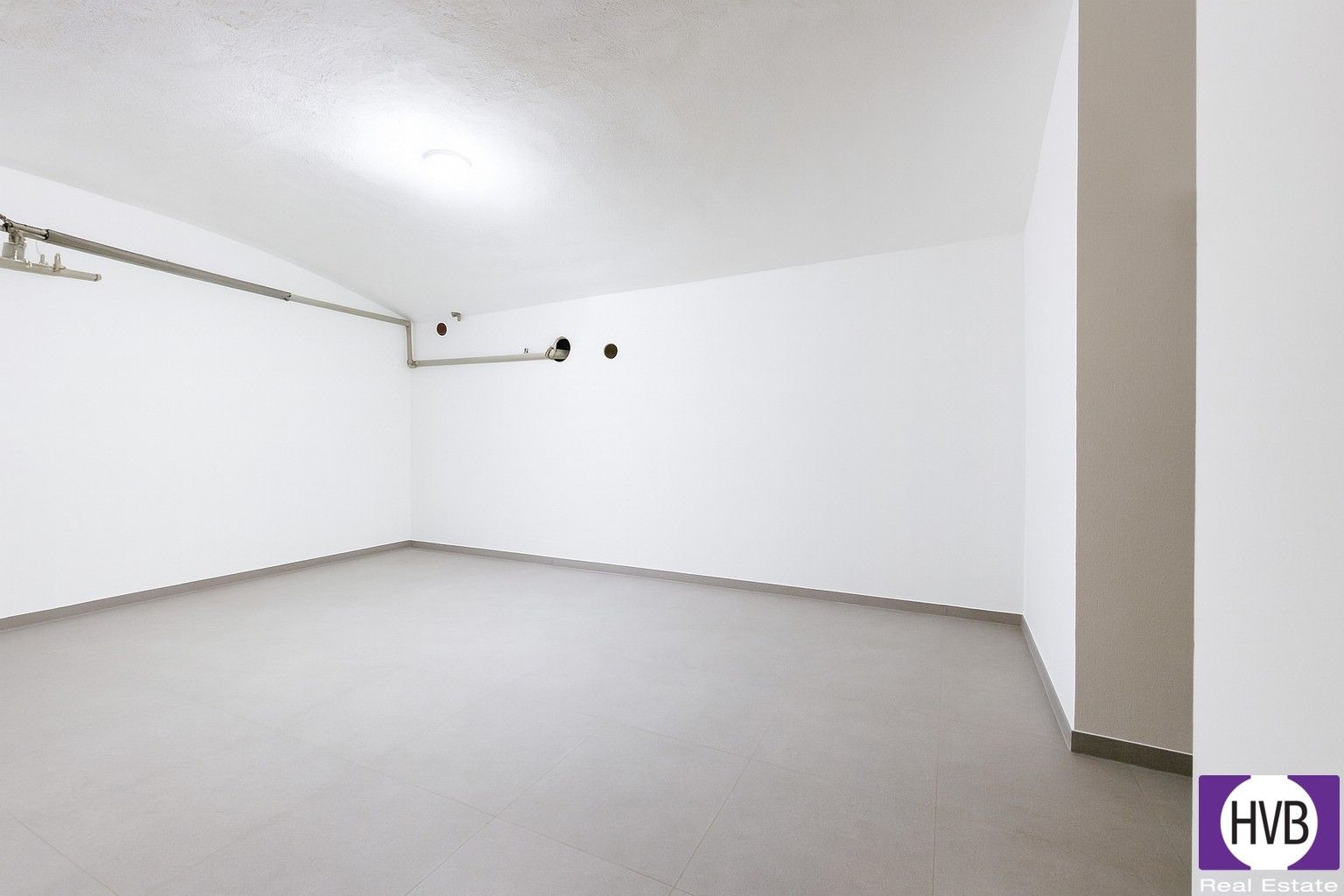 Sklady, Břevnov, Praha, 26 m²