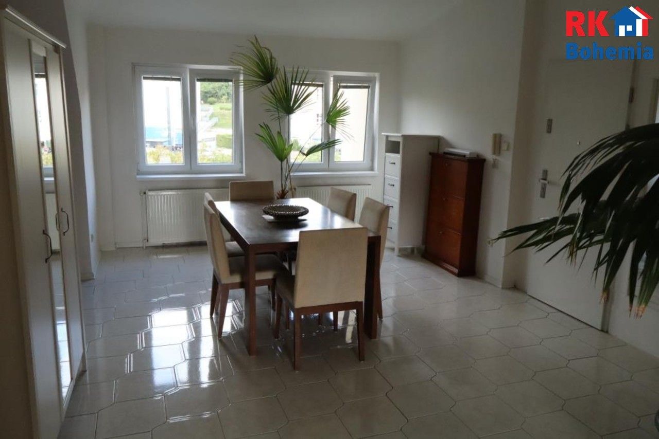 3+kk, Evropská, Praha, 77 m²