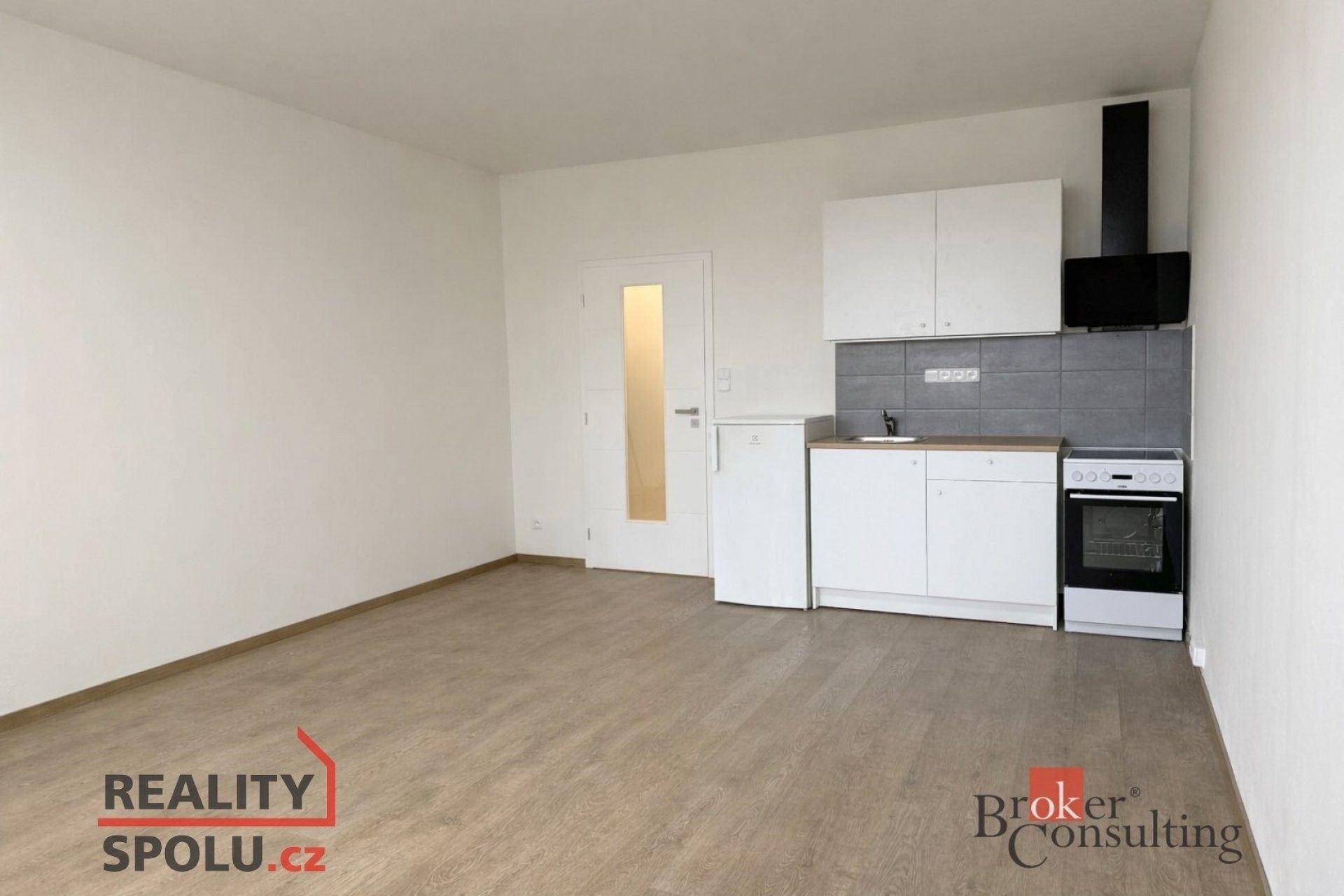 Pronájem byt 1+kk - Antonína Sovy, Opava, 32 m²