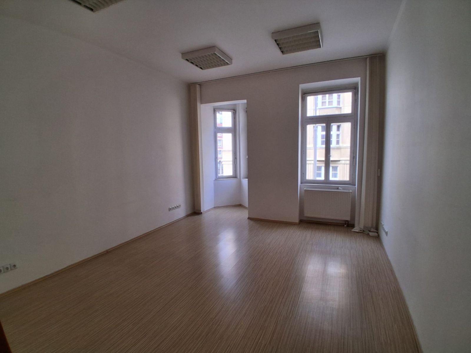 Kancelář · 100 m² · Jeseniova, Praha - Žižkov - 4