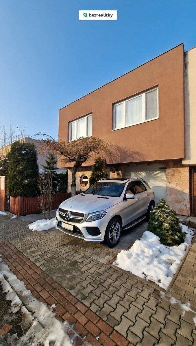 Rodinné domy, Duhová, Říčany, 150 m²