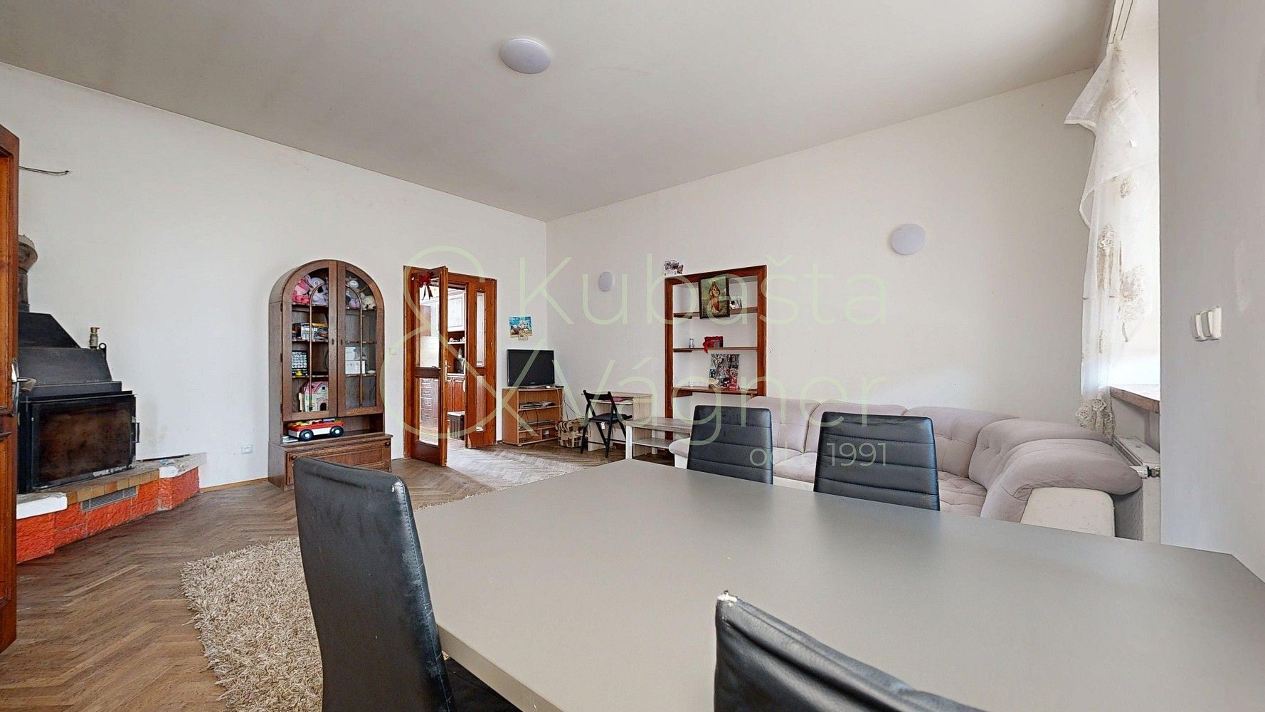 Prodej rodinný dům - náměstí Josefa Haška, Chroustovice, okres Chrudim, 205 m² - 5