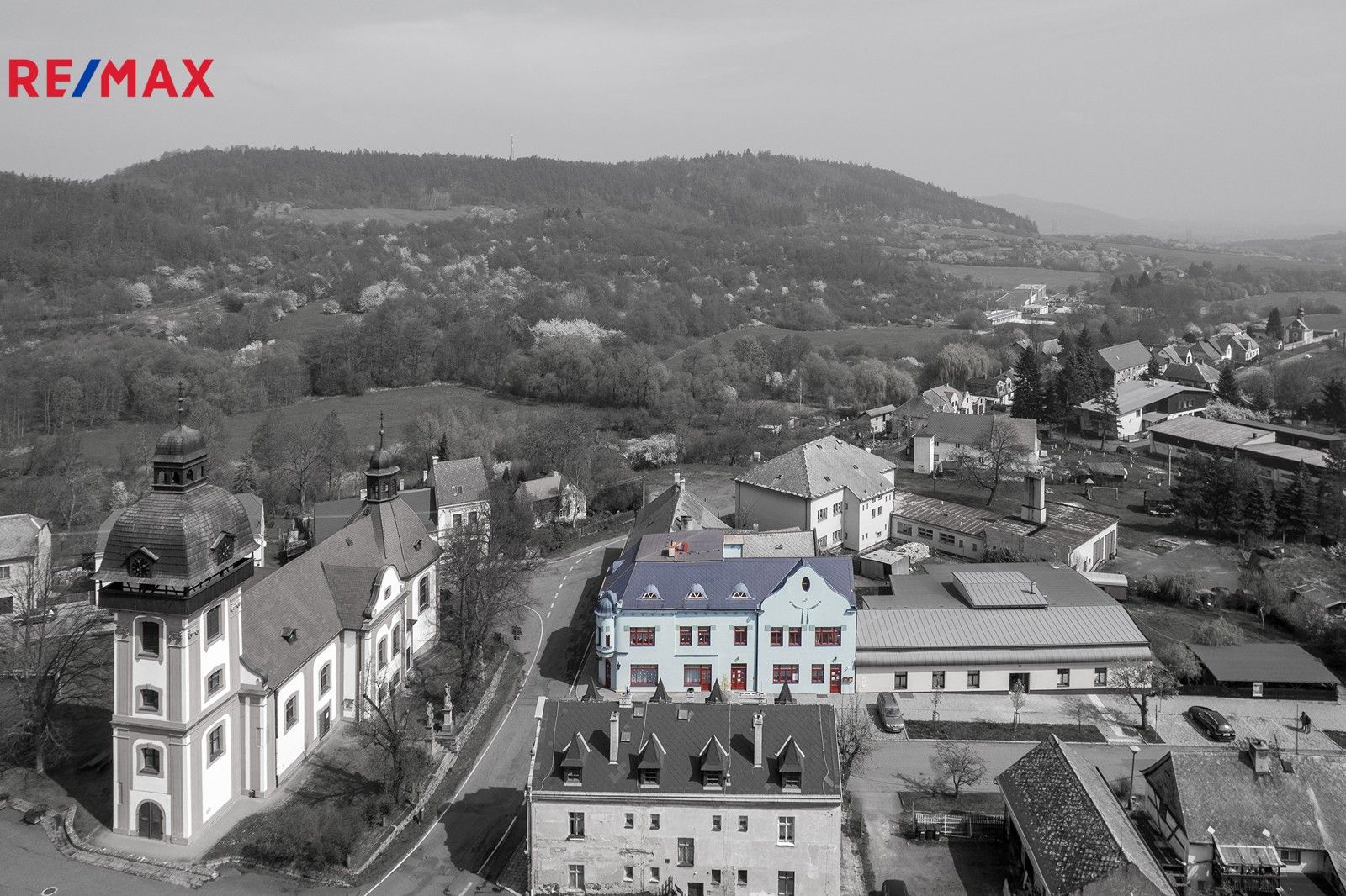 Rodinné domy, Široká, Valeč, 688 m²