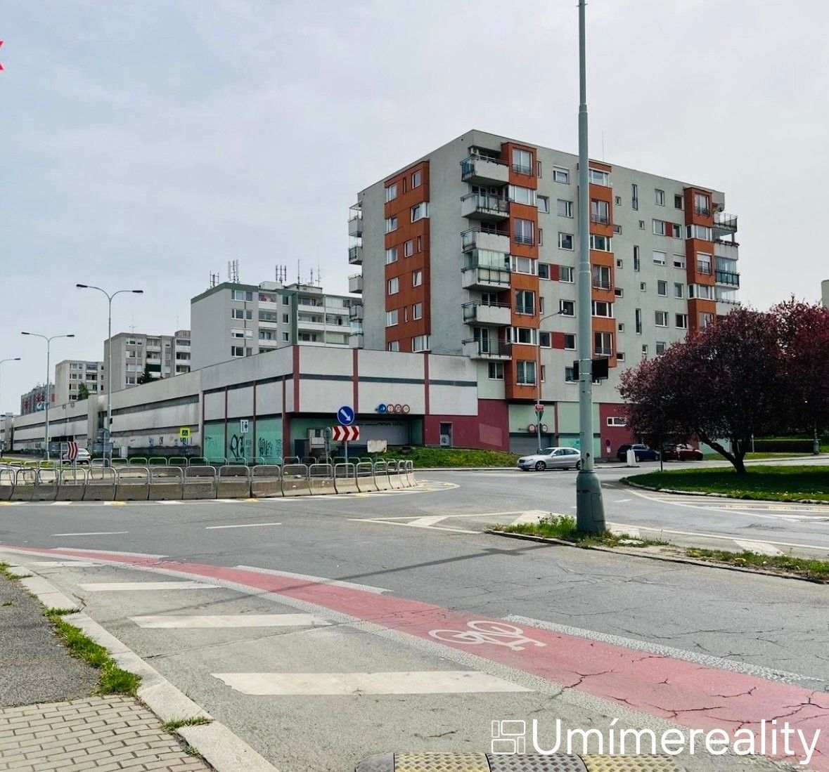 Prodej garáž - Hviezdoslavova, Praha, 15 m² - 5