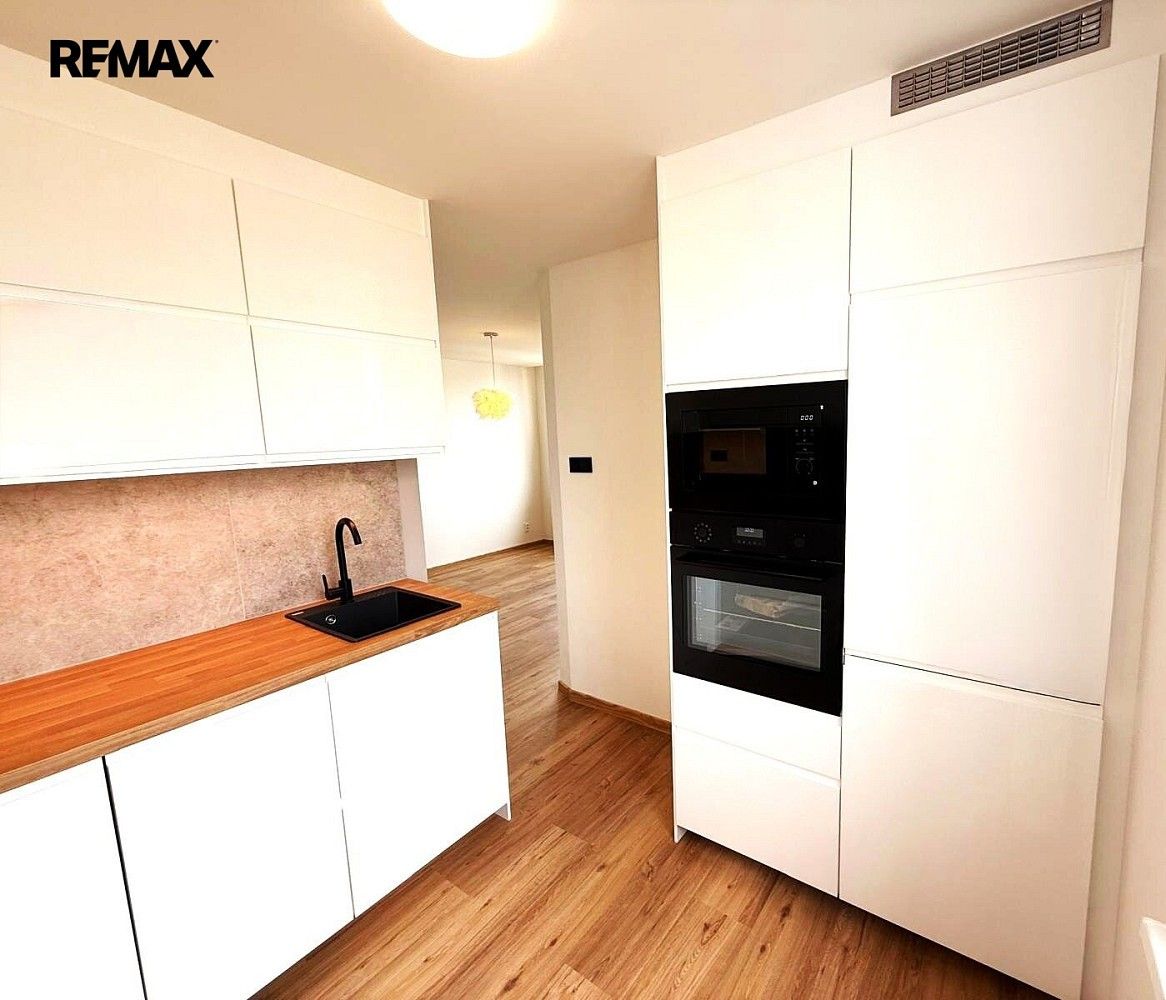 Prodej byt 3+1 - Praha - Strašnice, okres Praha 10, Hlavní město Praha, 58 m² - 5