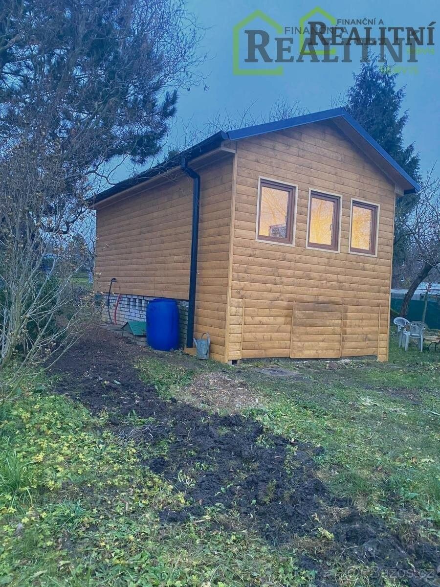 Chaty, Praha, 198 00