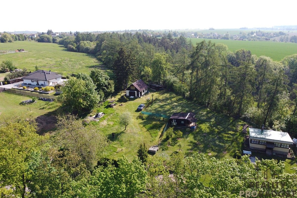 Chaty, Uhlířské Janovice, 285 04