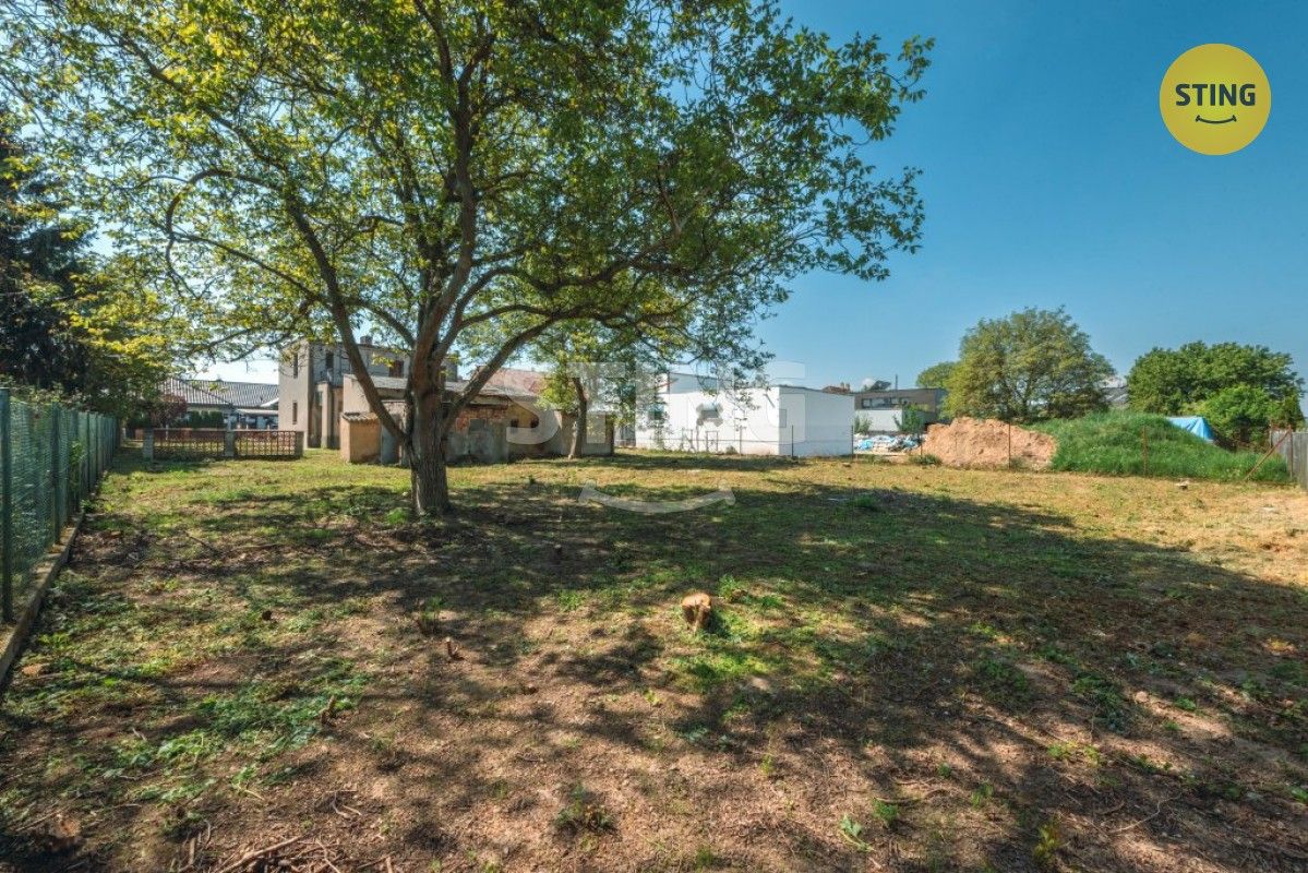 Prodej rodinný dům - Staré Jesenčany, 140 m²